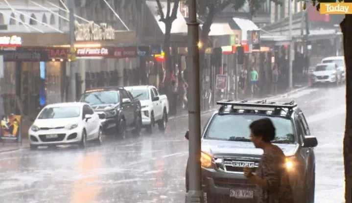 注意！澳洲发布紧急警告，数万用户大面积停电，拉尼娜正式登陆，未来全澳将面临最糟糕的天气... - 14