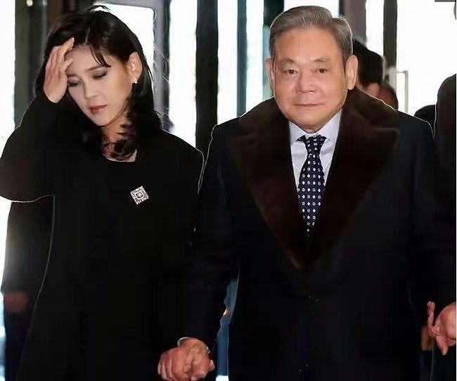 韩国首富去世，他的大女儿美貌惊艳国人，却遭渣男前夫分百亿家产（组图） - 6