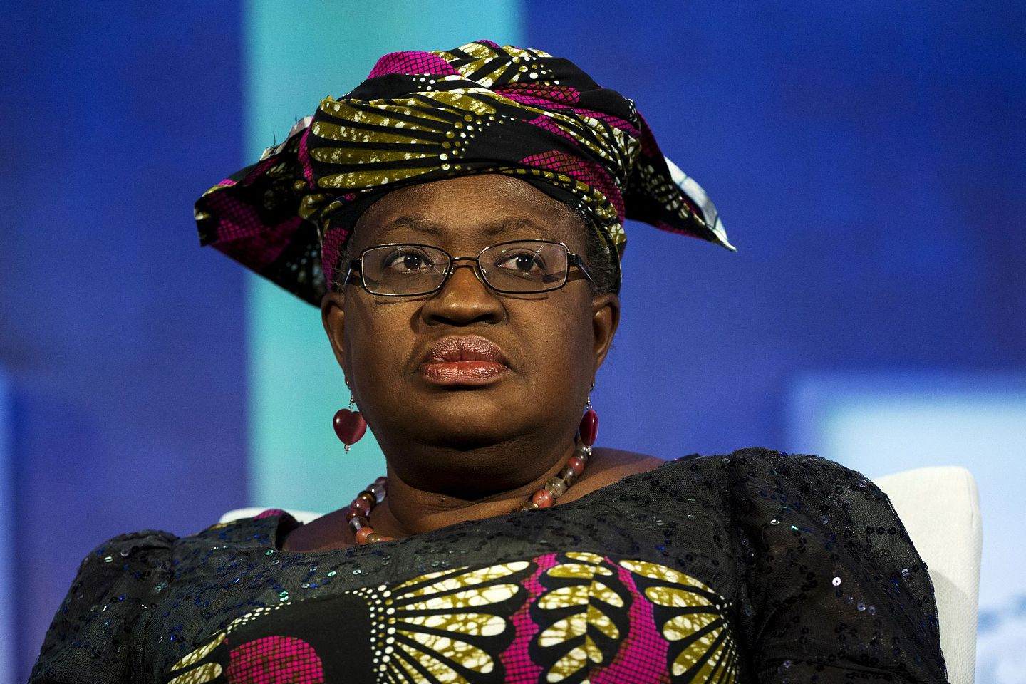 尼日利亚候选人恩戈齐·奥孔乔-伊韦阿拉是一位资深的经济学家，曾是该国首位担任财政和外交部长的女性，也担任过世界银行常务副行长，是全球疫苗和免疫联盟（Gavi）主席。（Reuters）