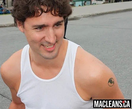 加拿大总理脱衣服打疫苗，隐秘纹身当场暴露，表面一本正经 内心竟是坏男孩（组图） - 8