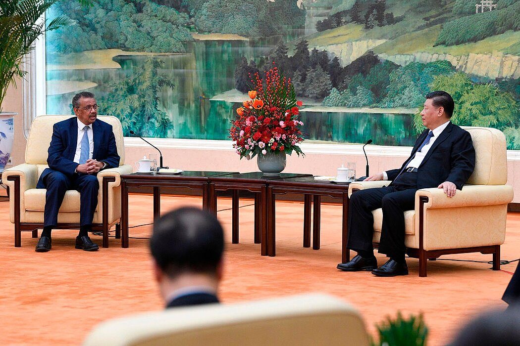 1月28日，世卫组织总干事谭德塞在北京与习近平会面。