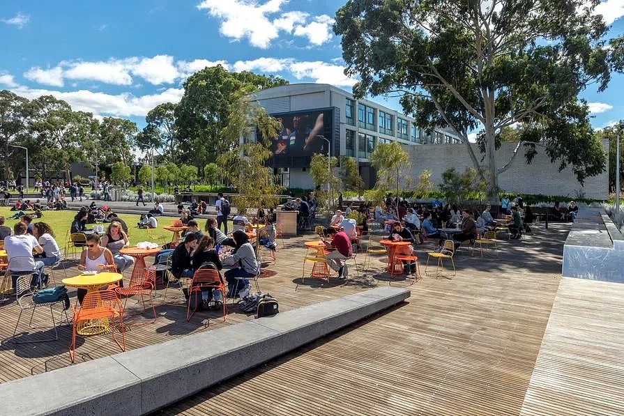 澳大学宣布网课可能延到2022！首批留学生已定16日返澳 - 3