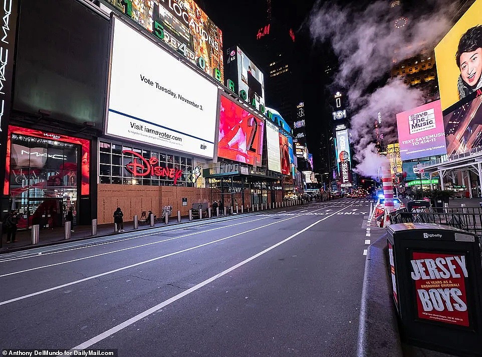 现场曝光！特朗普拜登支持者白宫外暴发冲突，多地军队出动，内华达州发生枪击事件致4死（视频/组图） - 14