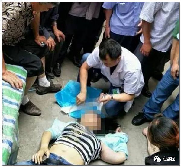 暴怒！无辜快递员、过路女子莫名被跳楼者砸死，这算什么？（组图） - 125