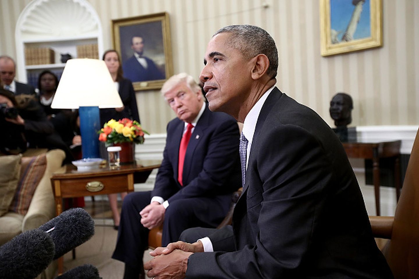 2016年11月10日，美国总统奥巴马在白宫会见当选总统特朗普。（Getty Images）