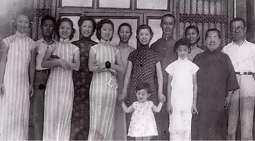 中国主妇在美国当“假”名媛40年，去世后私密故事曝光，揭穿了上流社会最“穷酸”的一面…（组图） - 4