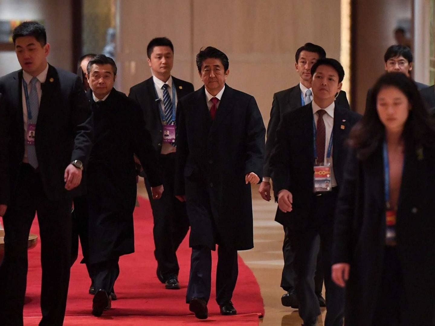2019年12月24日，日韩领导人前往成都参加中日韩领导人会议。（Reuters）