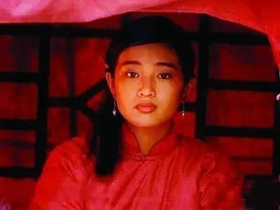 华人女星巩俐出道32年：“中国最硬小三”的标签！她背了多年，终逆势称“皇”（视频/组图） - 5