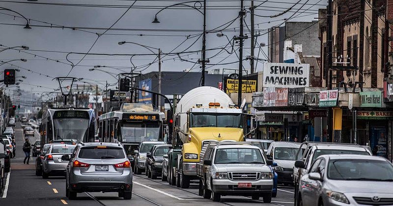 Congested-traffic-on-Melbourne-road-1200x630.jpg,0