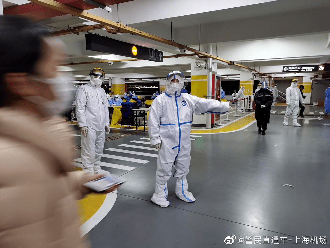 呼伦贝尔Ⅲ级预警！上海浦东国际机场连夜组织集体核酸检测，排查15416人（视频/组图） - 3