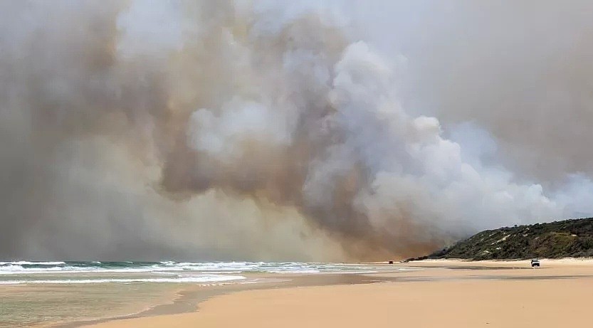 极端热浪来袭，昆州部分地区最高温将破40℃！知名景点山火再起，超7万公顷林地被焚毁 - 9