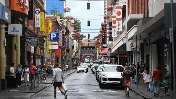 首批中国留学生顺利返澳，政府确认还将回来更多！委员会建议给留学生发签证外加现金补贴（组图） - 13