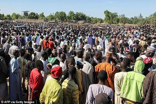 110名农民工惨被扫射割喉！非洲‘屠村’现象不断，人命如浮萍…（组图） - 11