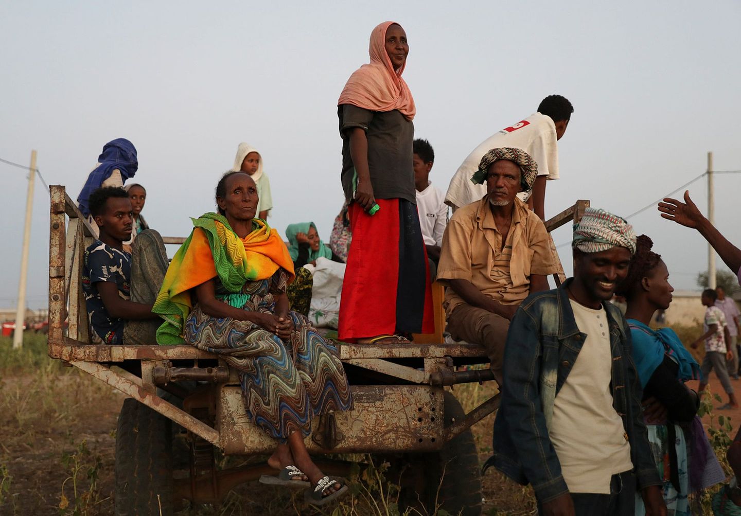 11月15日，埃塞俄比亚难民为了躲避提格雷州（Tigray）的战火，逃到苏丹加达里夫（Qadarif）。（Marwan Ali／美联社）