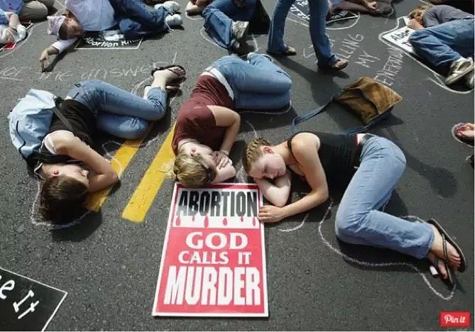 【女性】有个女孩发起「性罢工」:如果堕胎不自由，那么怀孕就成为了一种酷刑 - 19