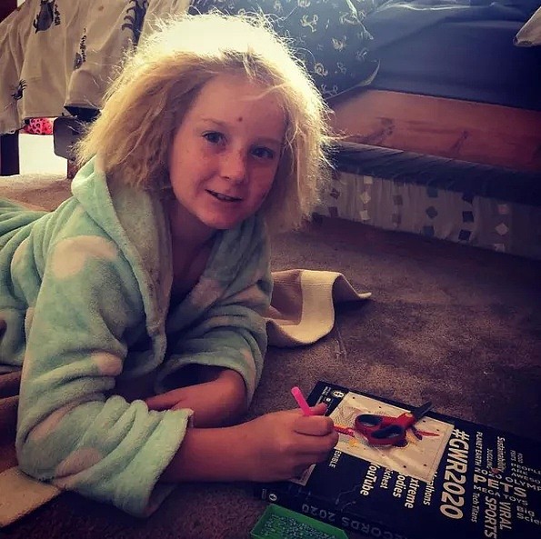 10岁墨尔本女孩，因一头“世界最怪”头发，饱受霸凌上热搜！给所有澳洲父母都上了一课（组图） - 29