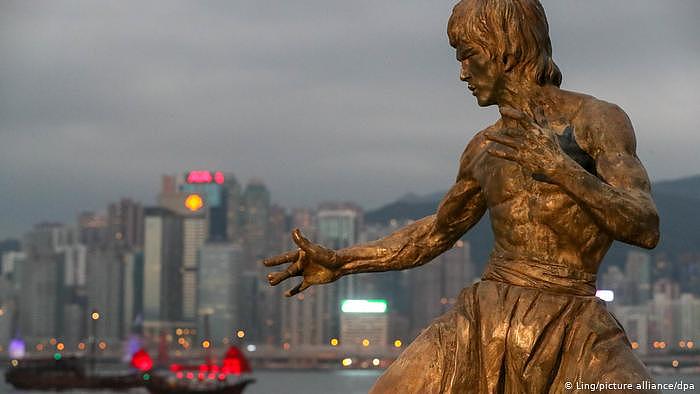 Cityscape Hong Kong Bruce Lee