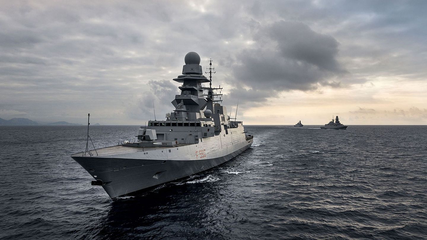 美国海军FFG（X）项目共计有五家公司投标，中标方意大利芬坎蒂尼集团以意大利与法国联合研制的欧洲多用途巡防舰（FREMM）为基础设计。图为意大利海军装备的欧洲多用途巡防舰。（维基百科公有领域）