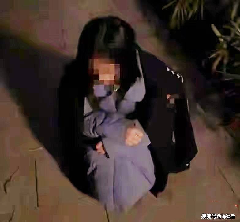 中国一女子为试探男友，深夜让老乡把自己绑树上，因荒郊野外太逼真直接崩溃了（视频/组图） - 3