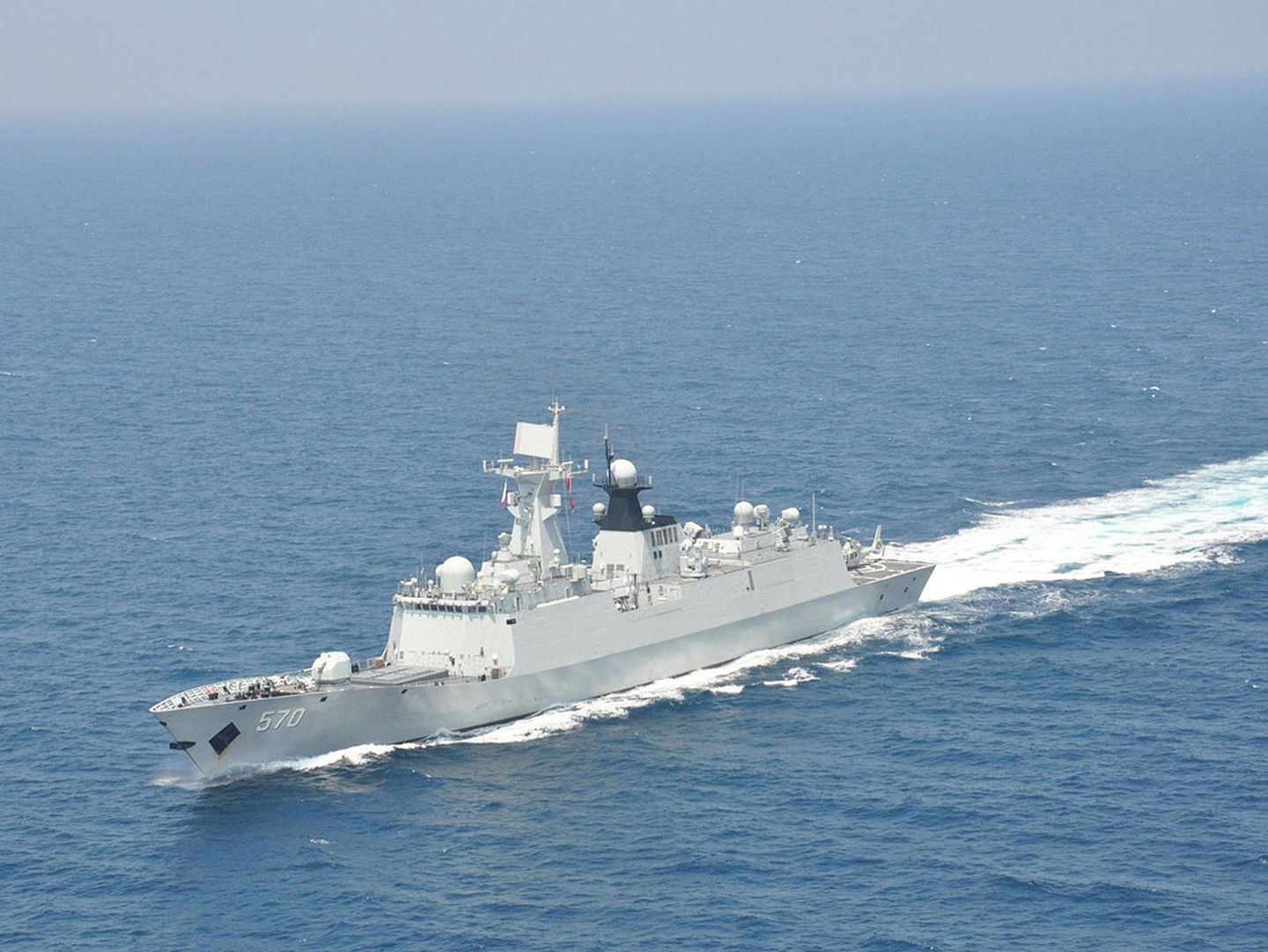 “黄山”号是054A型护卫舰，隶属中国南海舰队，曾参与索马里护航。（VCG）