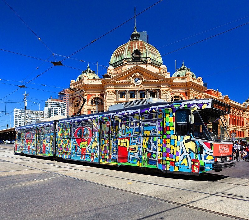 1024px-Matthew_Clarke's_Melbourne_Art_Tram_.jpg,0