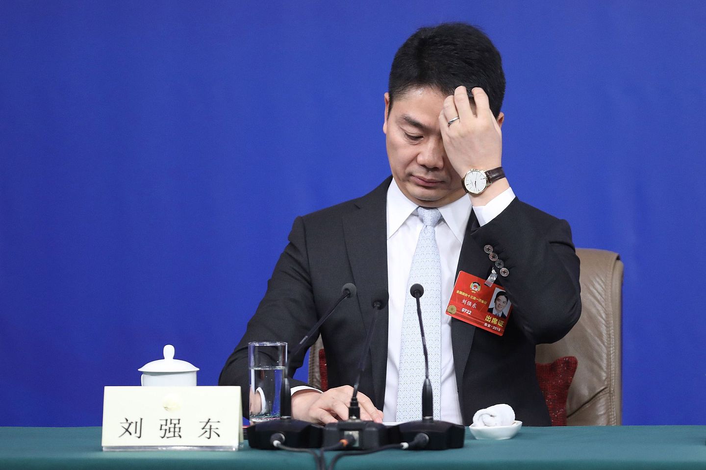 刘强东掌控的京东集团也受到高层和民间的压力。（VCG）