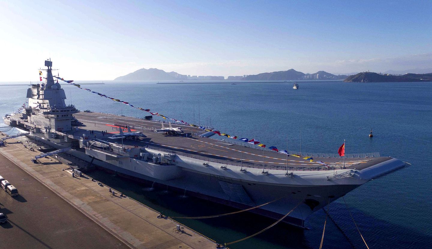 中国首艘国产航母山东舰 ，于2019年12月17日交付中国海军。（新华社）
