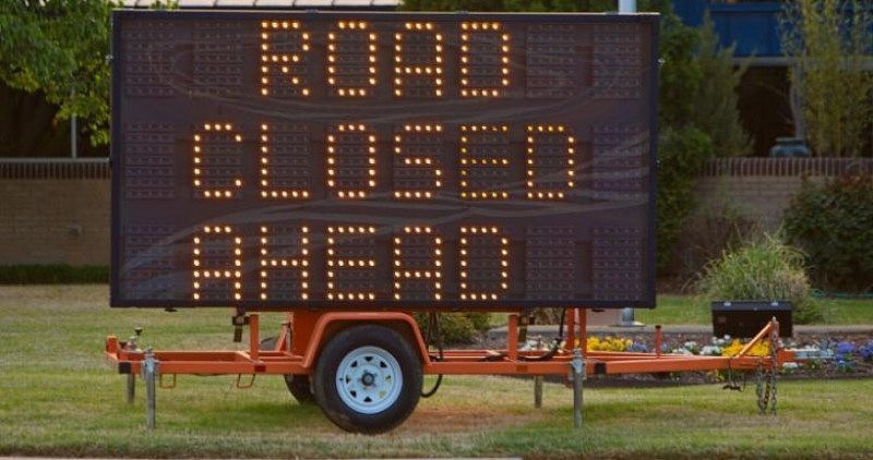 image-of-an-electric-road-closure-sign.jpg,0