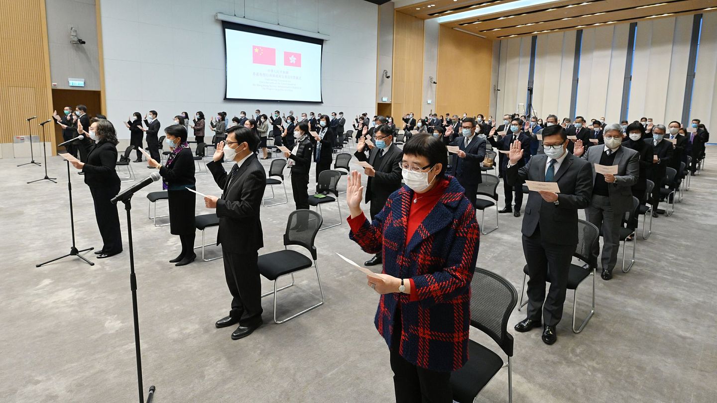港府12月18日在政府总部举行公务员宣誓仪式。（香港政府新闻处）