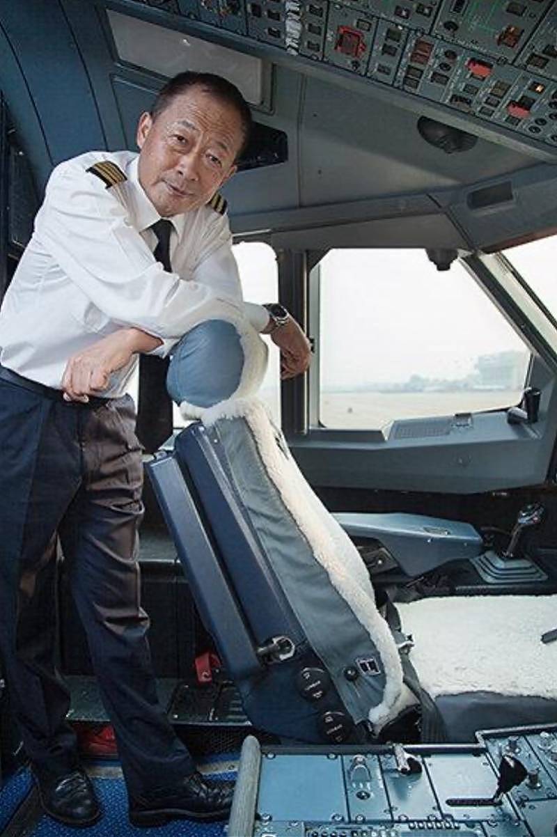 英雄机长贺中平离世 曾执飞载263人航班遇险安全落地广州 （图） - 1