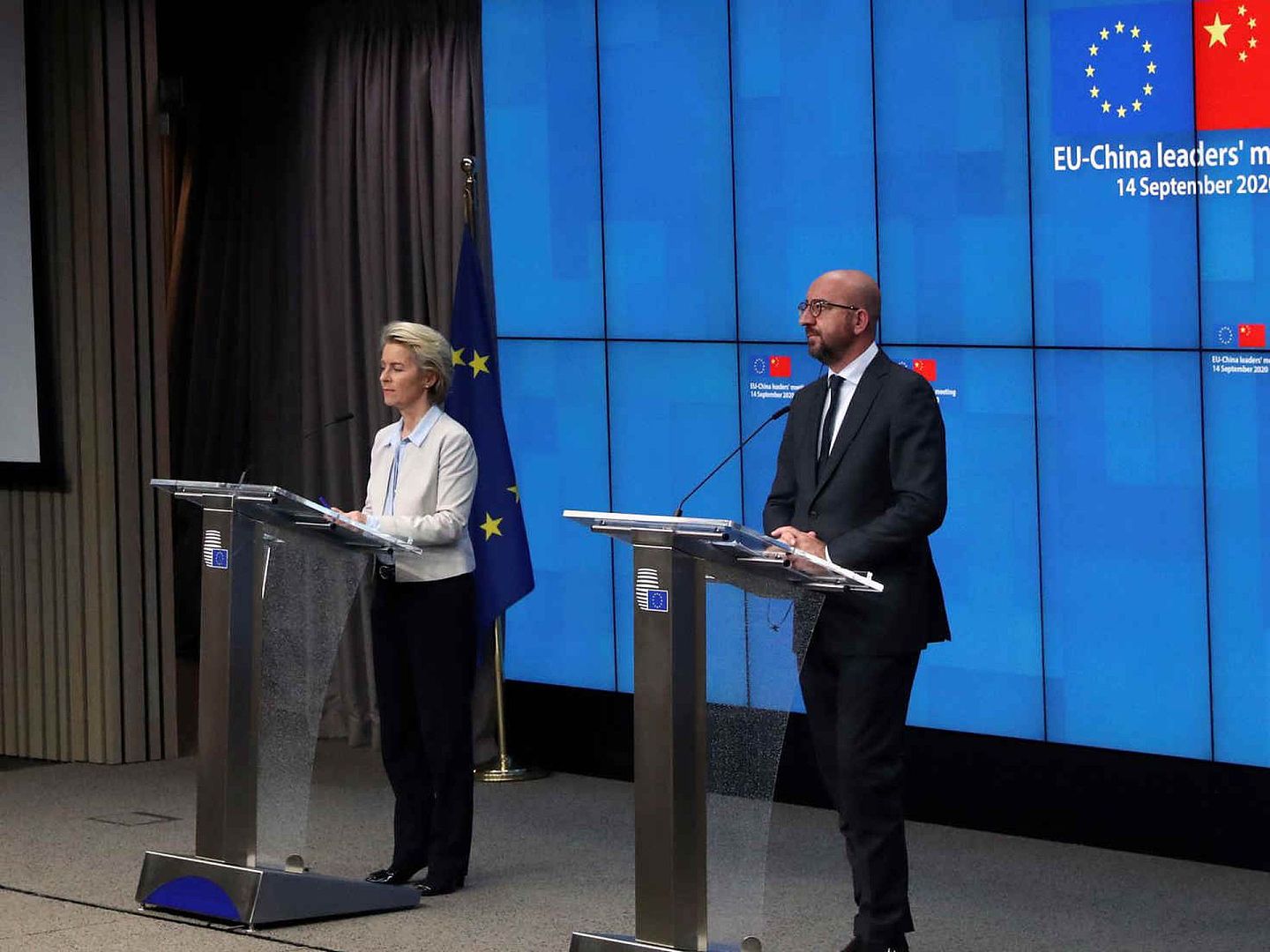 中国、欧盟、德国领导人视频会晤结束后，米歇尔与在布鲁塞尔欧洲理事会举行记者会。（Reuters）