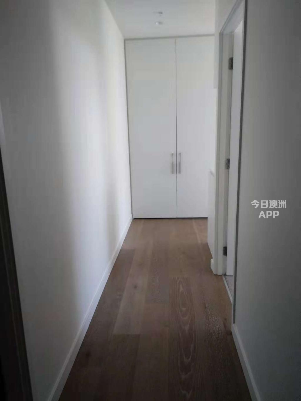 今日悉尼Melbourne City 公寓两室两卫一车库出租 2月即可拎包入住 包家具 房间大宽敞明亮 交通便捷 Melbourne City 公寓两室两卫一车库出租 2月即可拎包入住 包家具 房间大宽敞明亮 交通便捷