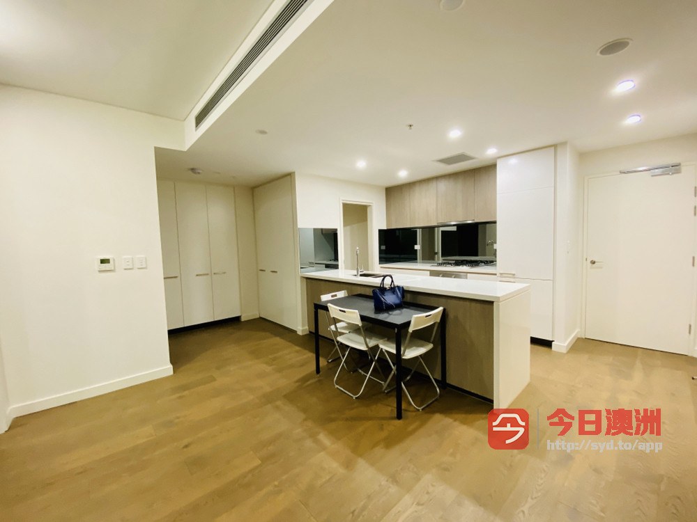 今日悉尼Zetland 秒到泰勒火车站超大单间包家具包bill拎包入住即可入住 Zetland 秒到泰勒火车站超大单间包家具包bill拎包入住即可入住