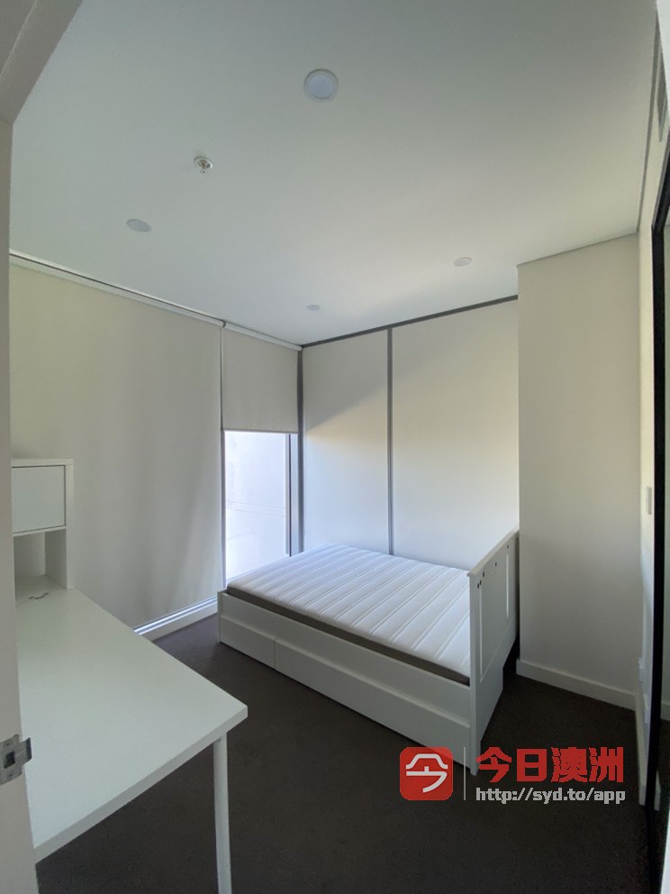 今日悉尼Waterloo 2B2B 次卧独立卫浴立即入住短租至11月 秒到East Village Waterloo 2B2B 次卧独立卫浴立即入住短租至11月 秒到East Village