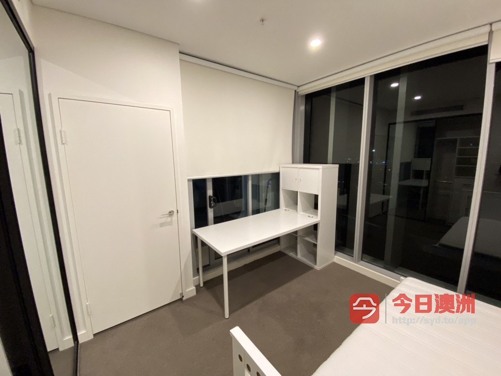 今日悉尼Waterloo 2B2B 次卧独立卫浴立即入住短租至11月 秒到East Village Waterloo 2B2B 次卧独立卫浴立即入住短租至11月 秒到East Village