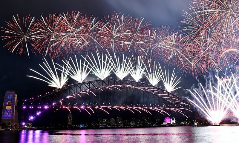 和2020说再见！疫情之下，悉尼上演“mini版”跨年烟花秀，绚烂烟花点亮夜空（视频/组图） - 20
