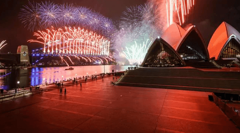 和2020说再见！疫情之下，悉尼上演“mini版”跨年烟花秀，绚烂烟花点亮夜空（视频/组图） - 5