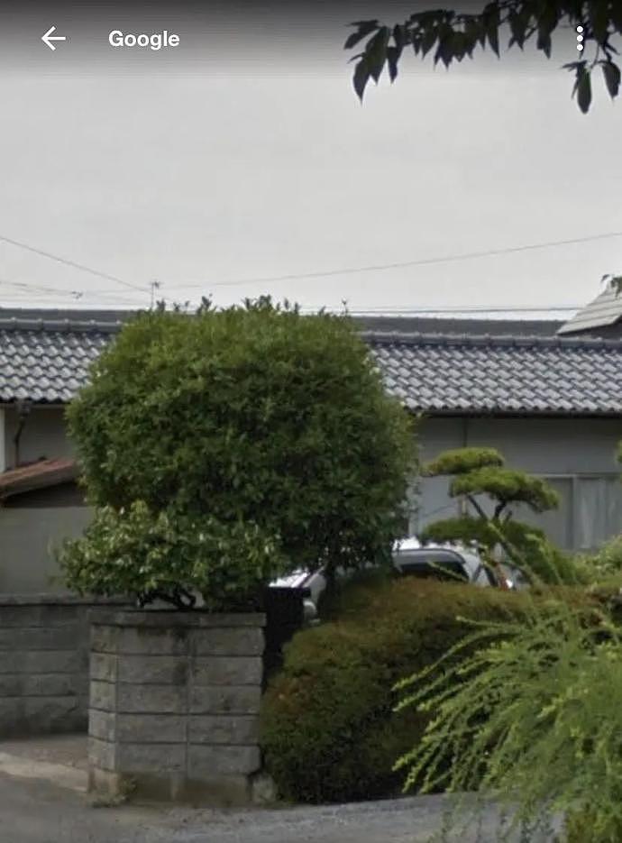 日本网友用谷歌街景看到过世7年的父亲：抽烟等母亲回家，众网友尝试后，惊呆了（组图） - 21