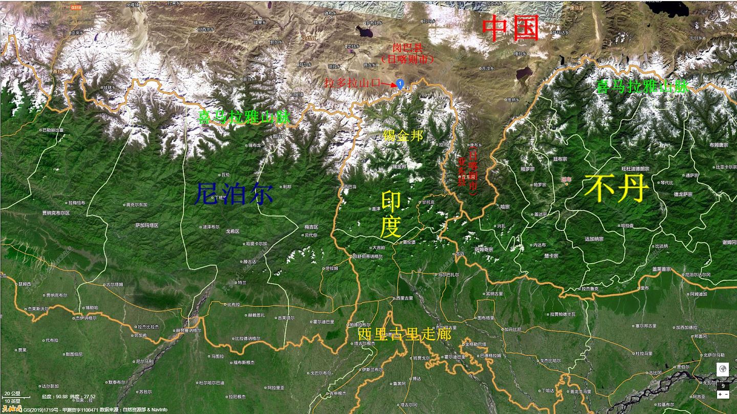 中印边境锡金段拉多拉山口位置。拉多拉山口位于中国西藏日喀则市岗巴县昌龙乡，5592观察哨就位于拉多拉山口附近，专为监视这一地区边境情况而设立。（天地图截图）
