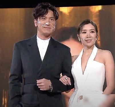 TVB颁奖礼艺人戴透明口罩，陈豪唯一戴医用口罩，为妻儿做足防疫（组图） - 4