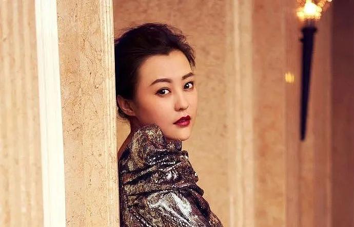 中国最被低估的女演员：拍大尺度禁片和邓超分手，两度离婚（组图） - 1
