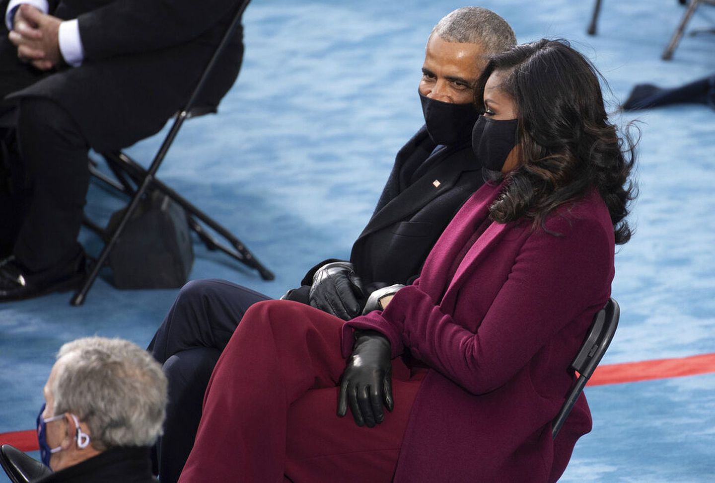 奥巴马与米歇尔（Michelle Obama）表现了对拜登夫妇的支持。（AP）