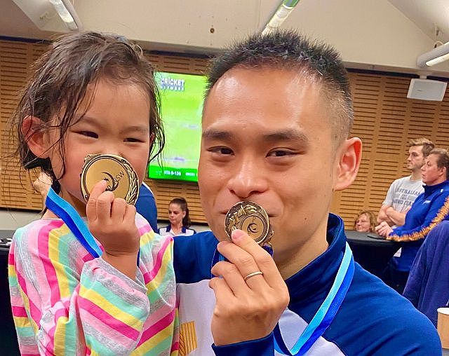 中国跳水冠军移民澳洲，兼职谋生养家难，称24小时不够用（组图） - 8