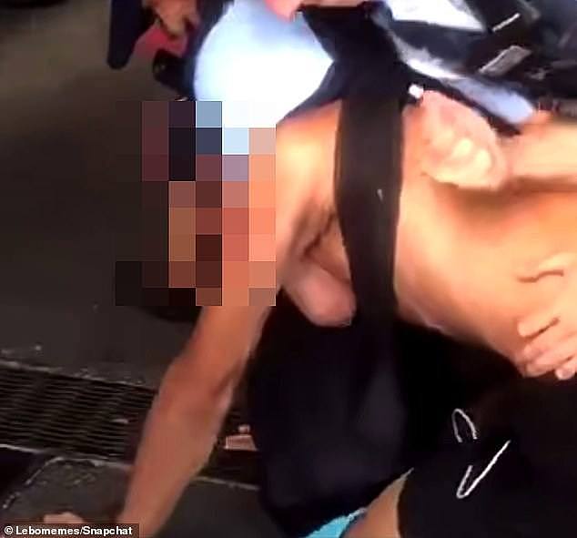“你快掐死我了！” 悉尼火车站爆冲突，青少年遭数名警察压地锁喉（视频/组图） - 5