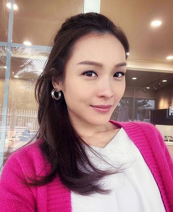 分手了？TVB视后李佳芯放假独居不见男友 与以往形影不离两极化（组图） - 13