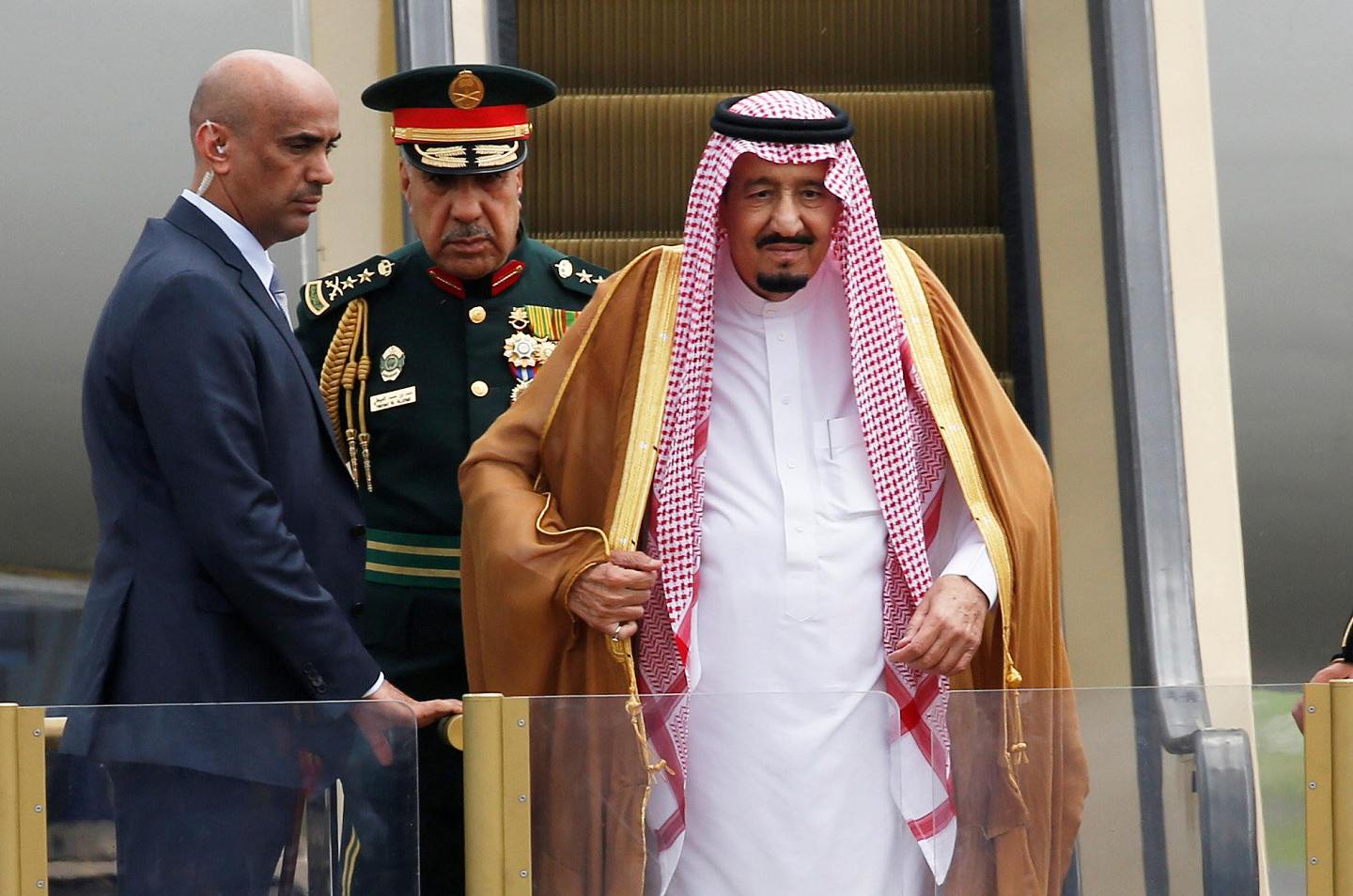 沙乌地阿拉伯国王沙尔曼出访亚洲，总共组成1500人的代表团。 （图／路透社）