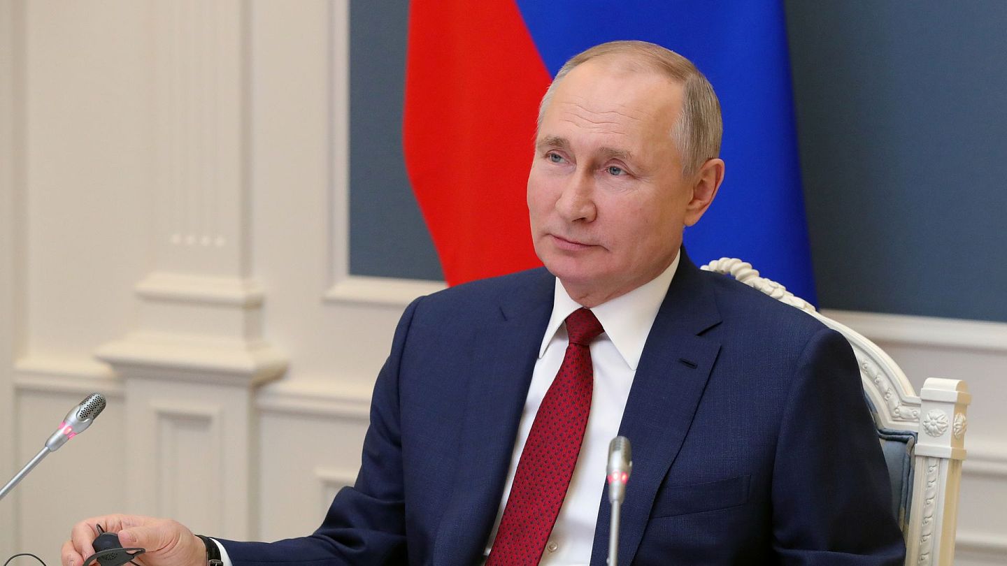 美俄关系：图为1月27日，俄罗斯总统普京在莫斯科出席视像会议。（Reuters）