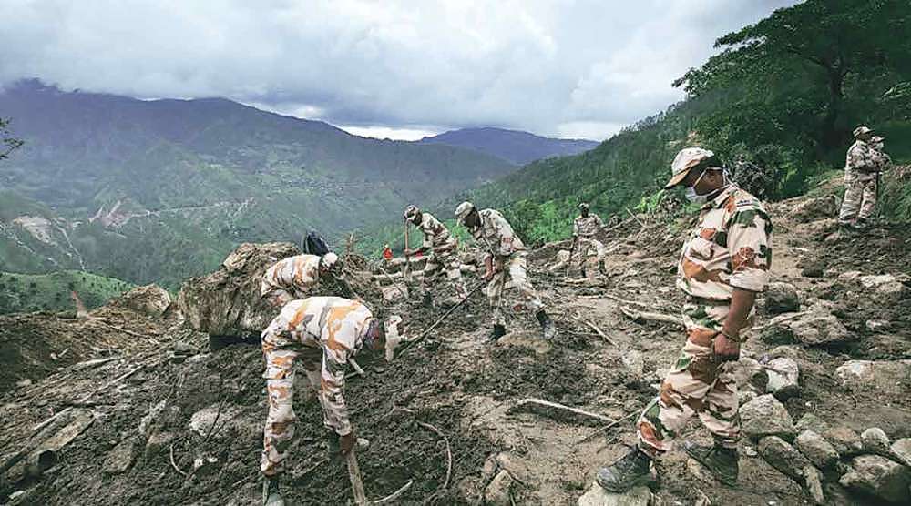 印北冰河崩裂 150人瞬间失踪 惊悚画面曝光（视频/组图） - 1