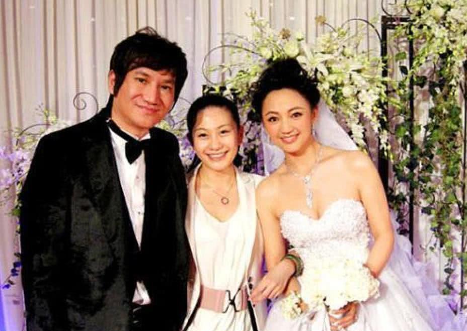 27岁成名嫁华谊副总裁，天后王菲都给她当伴娘，今掌管半个娱乐圈 （组图） - 2