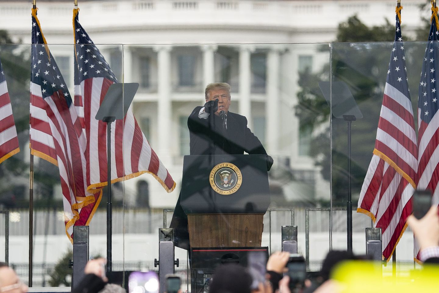 2021年1月6日，美国时任总统特朗普在华盛顿举行的集会上发表讲话。（AP）